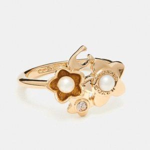 Coach flower ring